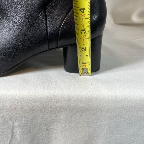 Clarks Unstructured Women's Leather Ankle Boots Shoes Size US11 - Picture 5 of 8